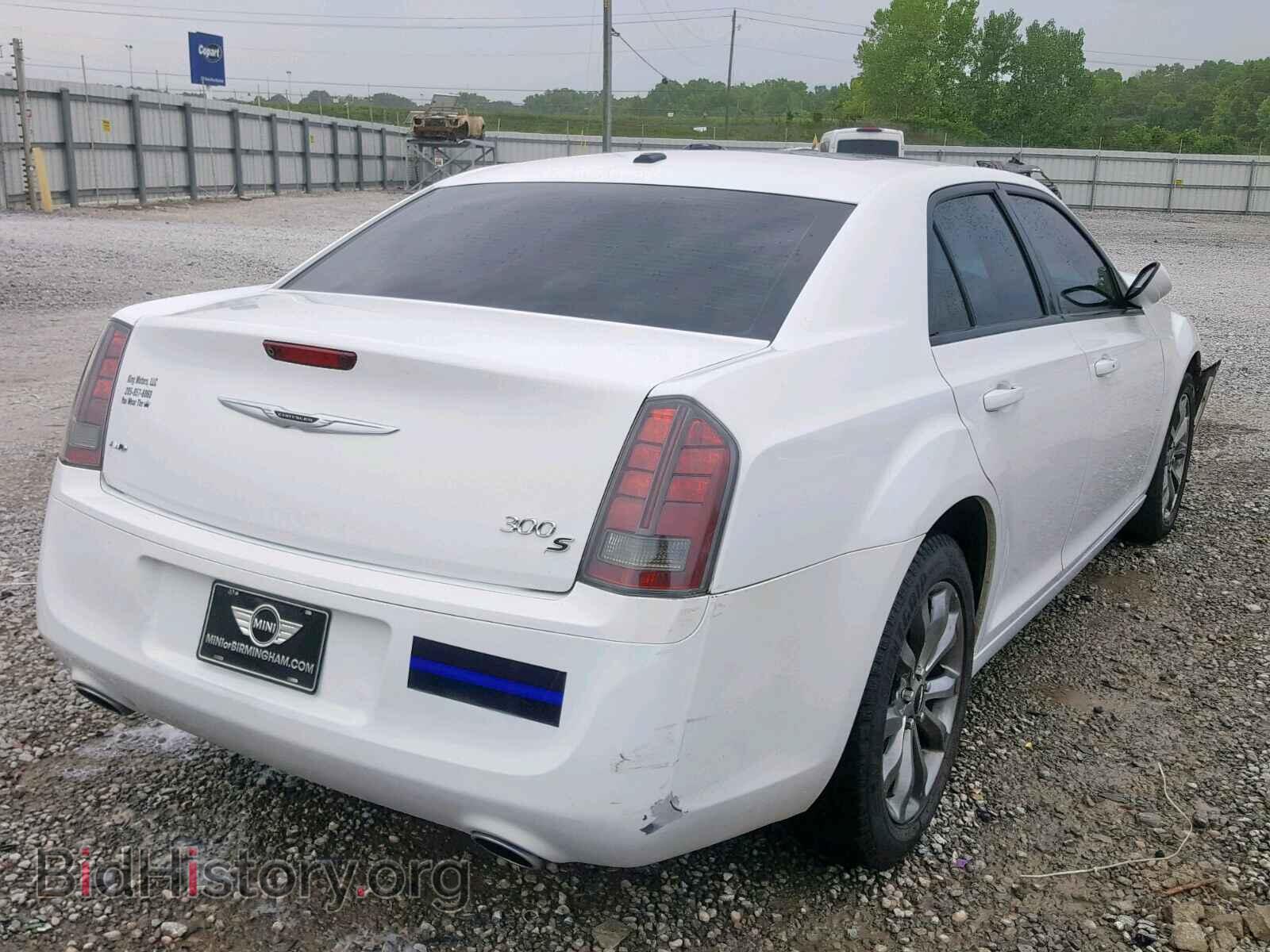 2014 CHRYSLER 300 - VIN: 2C3CCAGG7EH255684 - Фото 4