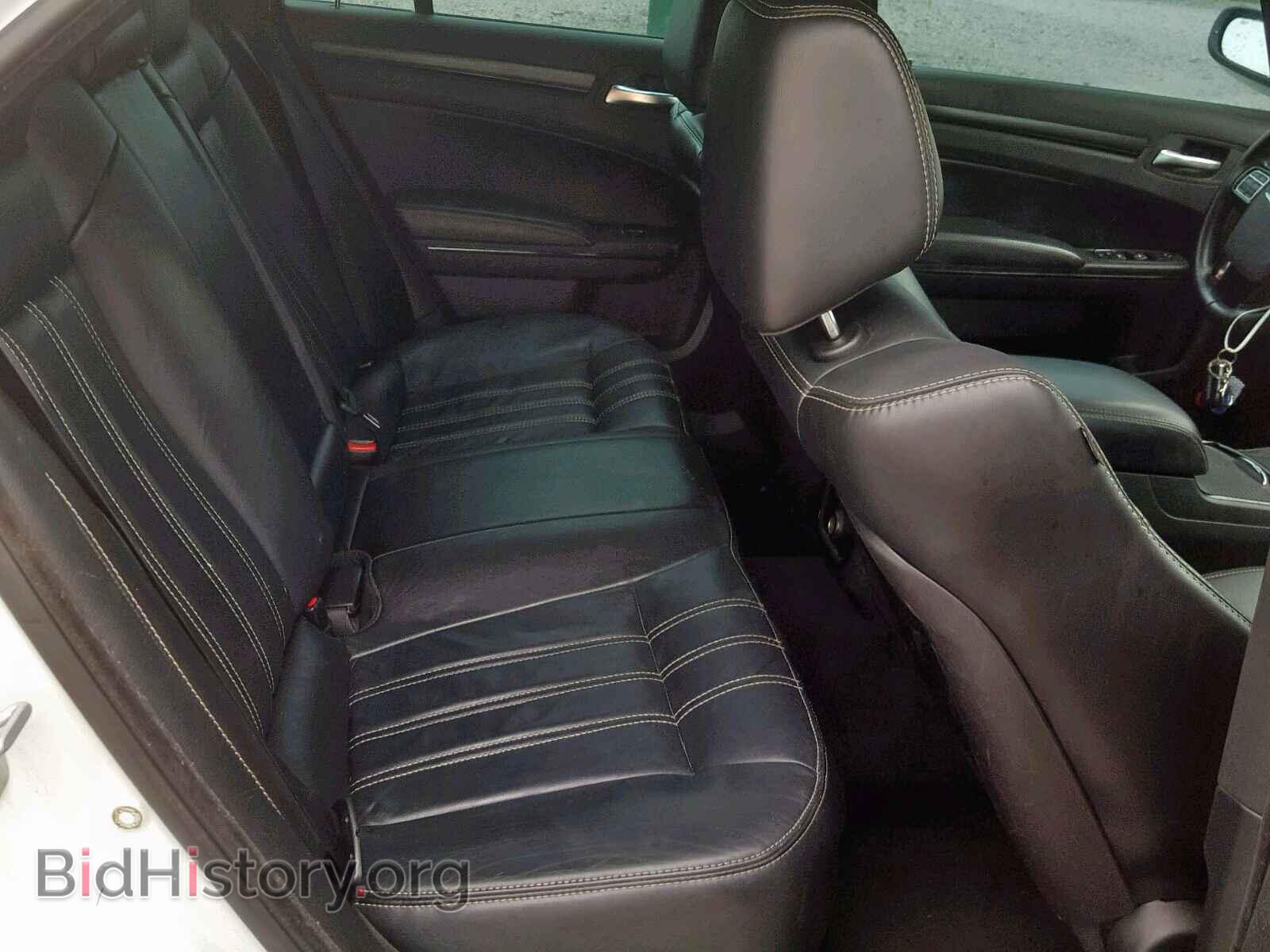 2014 CHRYSLER 300 - VIN: 2C3CCAGG7EH255684 - Фото 6
