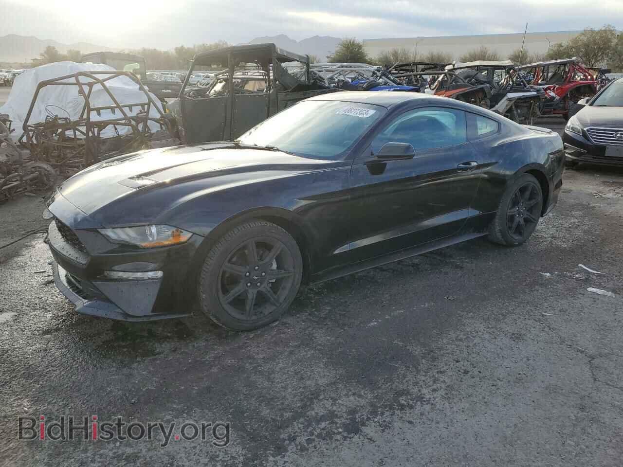 Photo 1FA6P8TH2J5184972 - FORD MUSTANG 2018