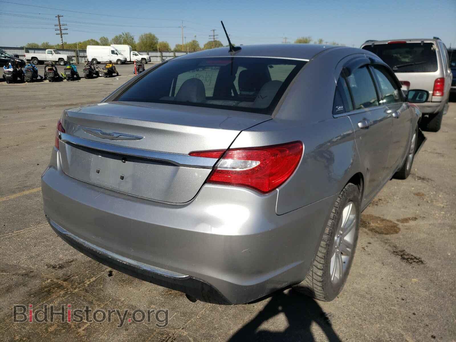 2013 CHRYSLER 200 - VIN: 1C3CCBBB8DN538652 - Фото 4