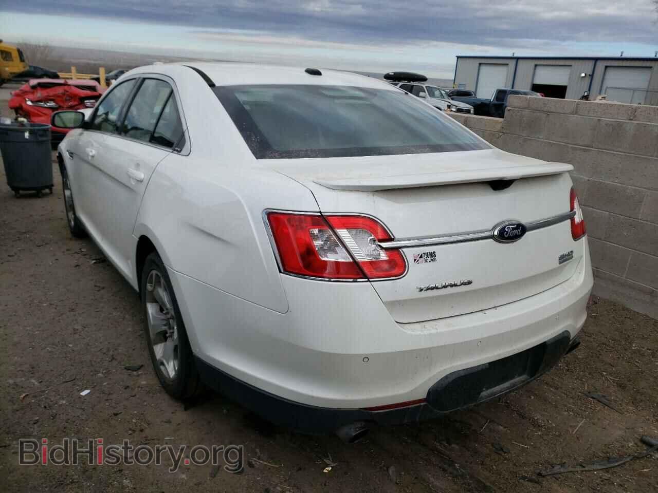 2011 FORD TAURUS - VIN: 1FAHP2KT7BG102705 - Photo 2