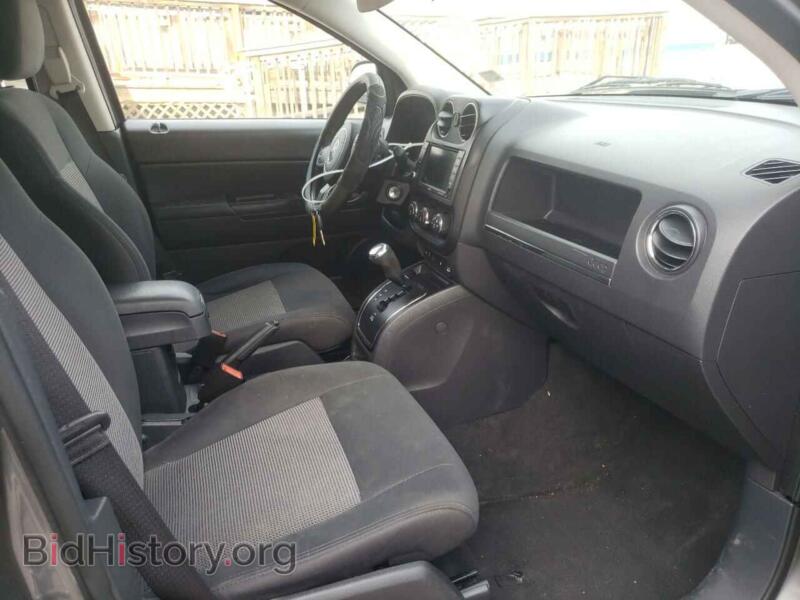 2011 Jeep COMPASS (VIN 1J4NF1FB6BD280953) — фото 5 из 10