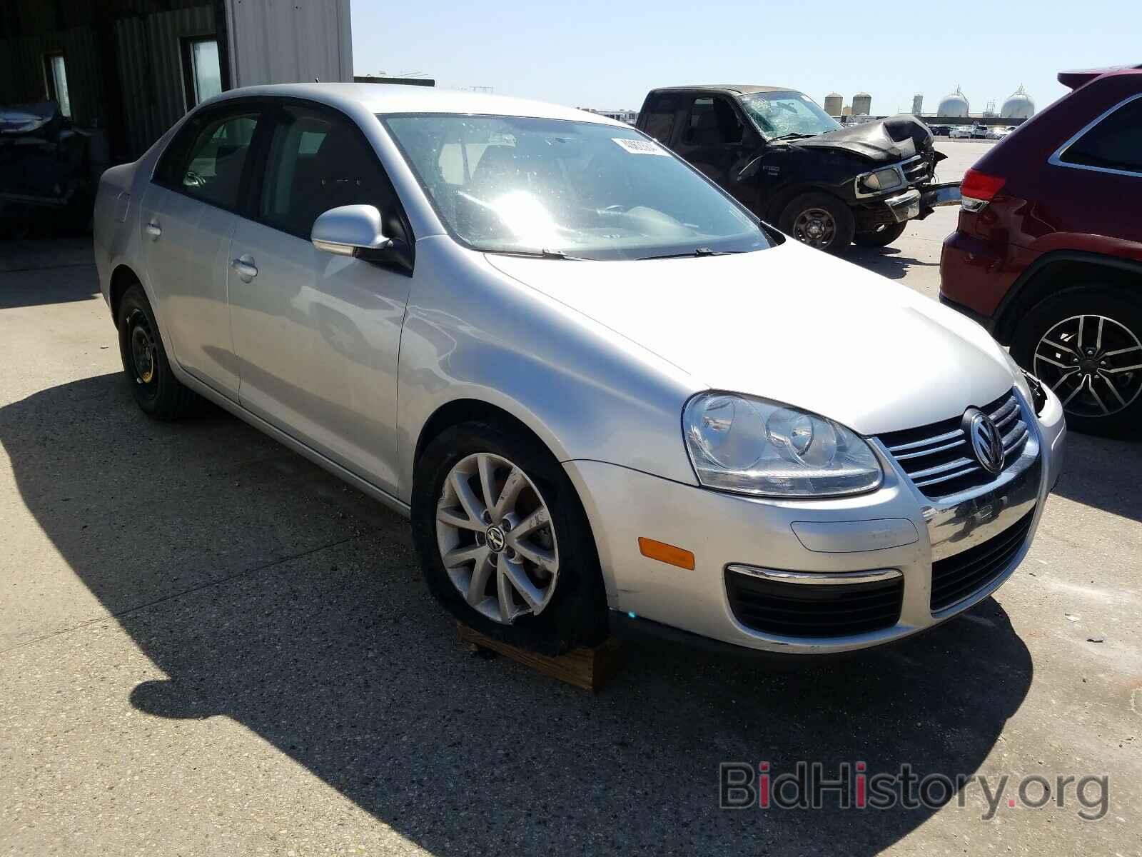 Photo 3VWAX7AJ1AM117453 - VOLKSWAGEN JETTA 2010