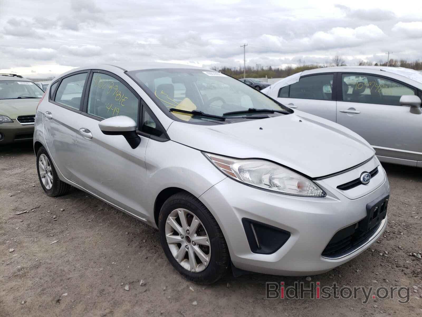 Photo 3FADP4EJ2BM159646 - FORD FIESTA 2011