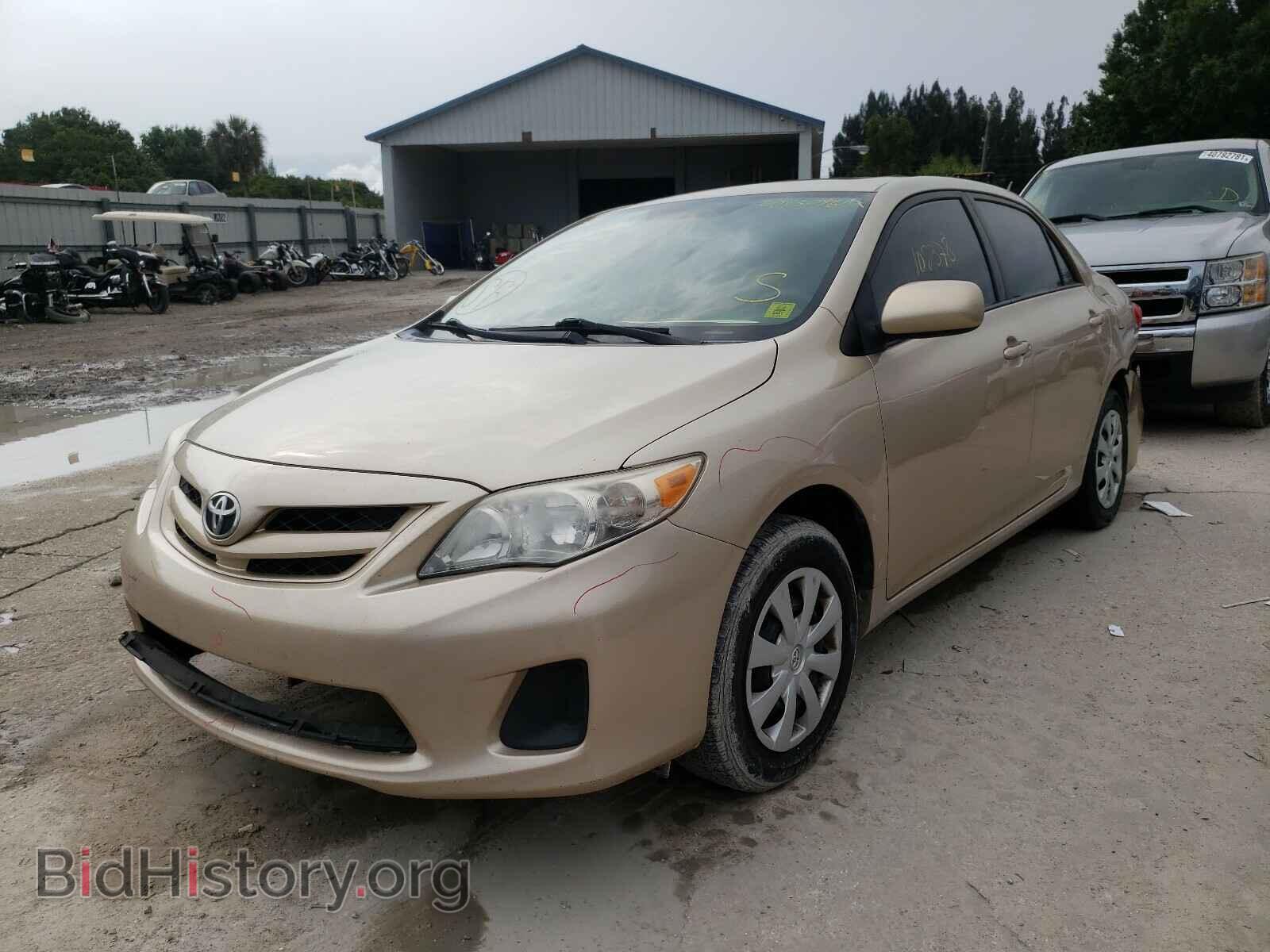 2011 TOYOTA COROLLA - VIN: 2T1BU4EE2BC737461 - Фото 2