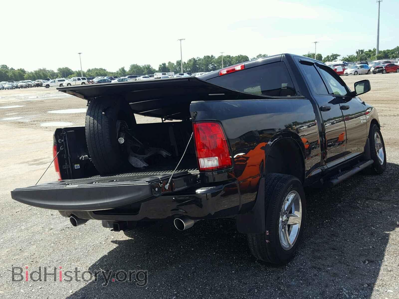 2015 RAM 1500 ST - VIN: 1C6RR6FTXFS769725 - Фото 4
