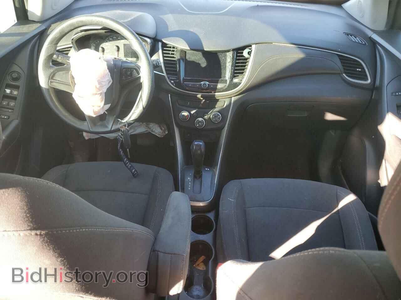 2019 CHEVROLET TRAX - VIN: 3GNCJKSB3KL243044 - Фото 8