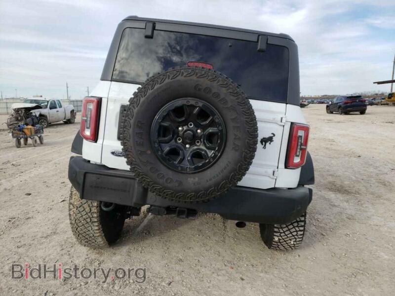2023 Ford BRONCO (VIN 1FMEE5DP9PLA90880) — photo 6 of 14