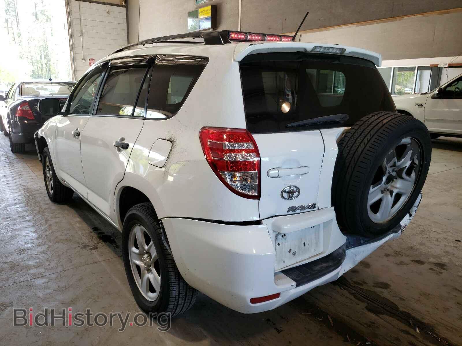 2011 TOYOTA RAV4 - VIN: 2T3BF4DV2BW084597 - Фото 3