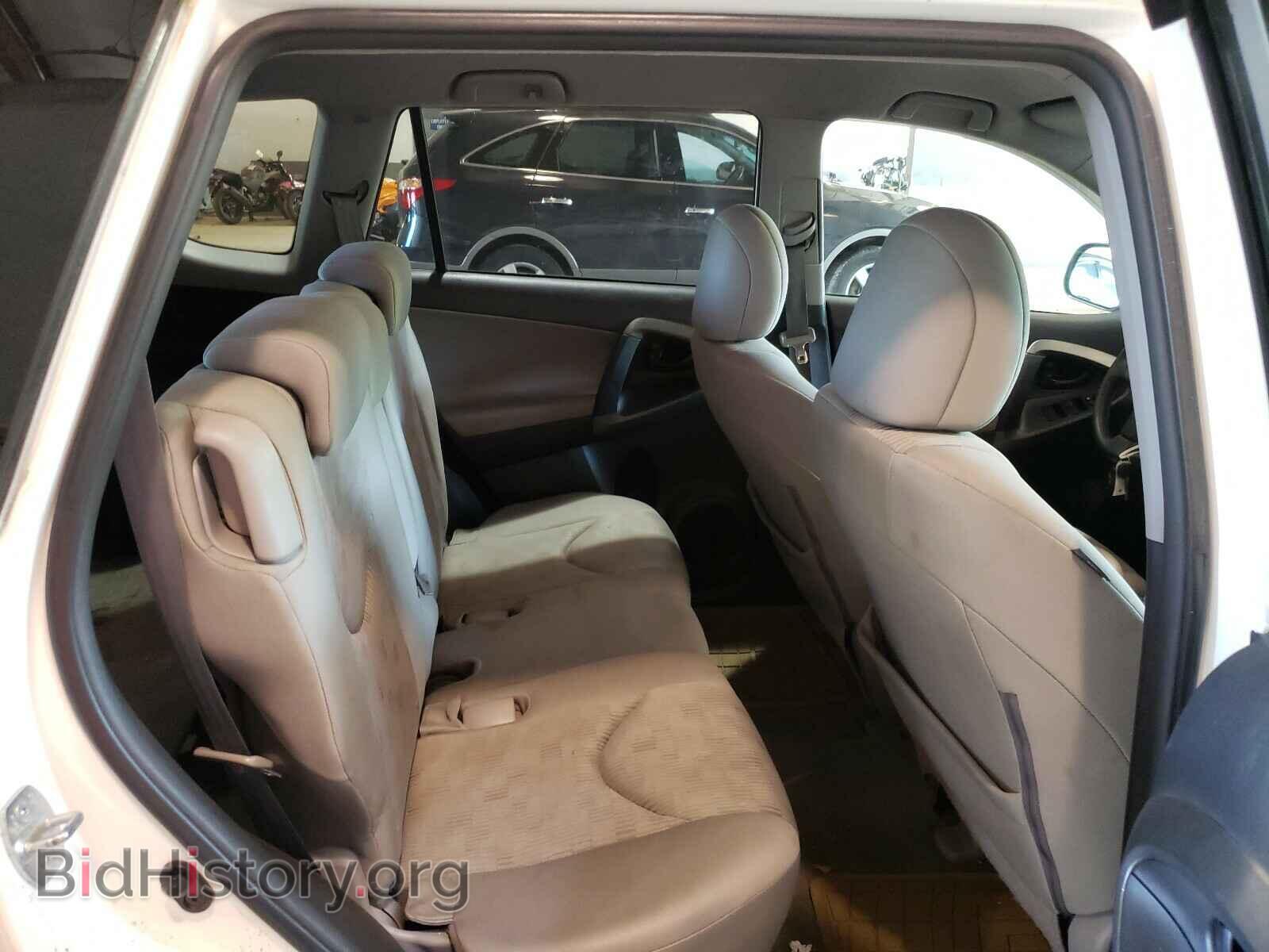2011 TOYOTA RAV4 - VIN: 2T3BF4DV2BW084597 - Фото 6