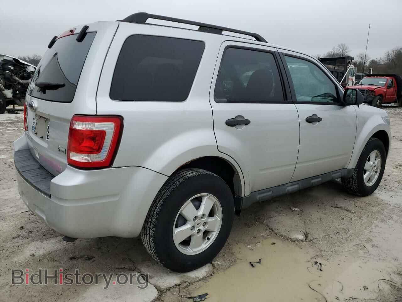 2010 FORD ESCAPE - VIN: 1FMCU0DG2AKC15728 - Фото 3