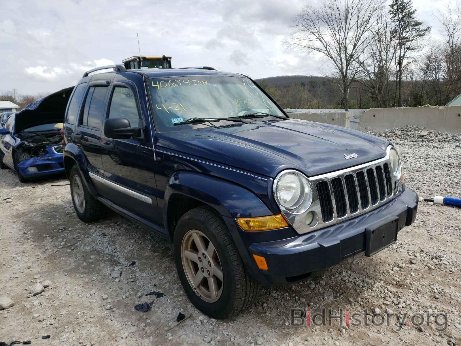 Photo 1J4GL58K16W148196 - JEEP LIBERTY 2006