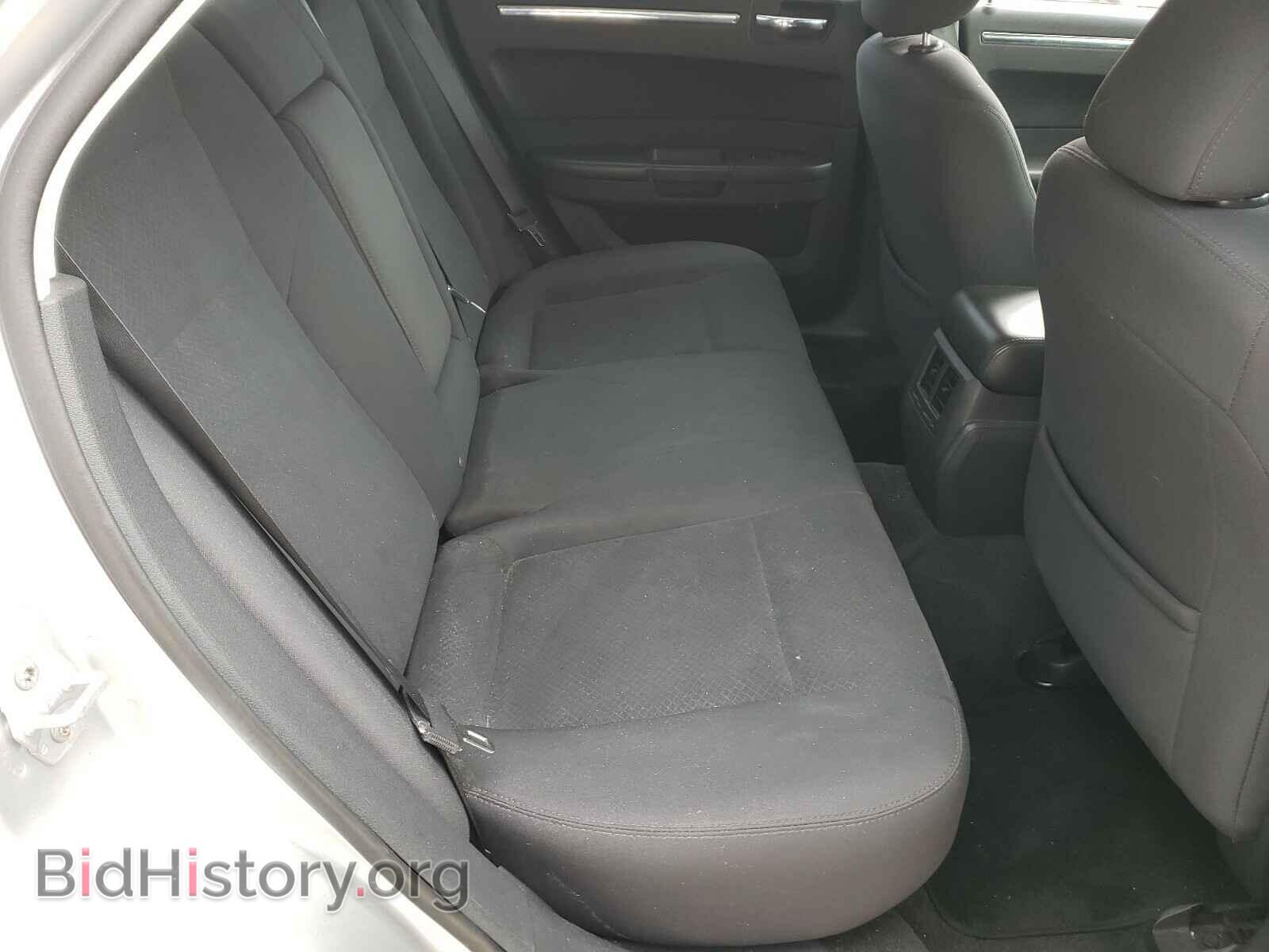 2010 CHRYSLER 300 - VIN: 2C3CA4CD0AH215461 - Фото 6