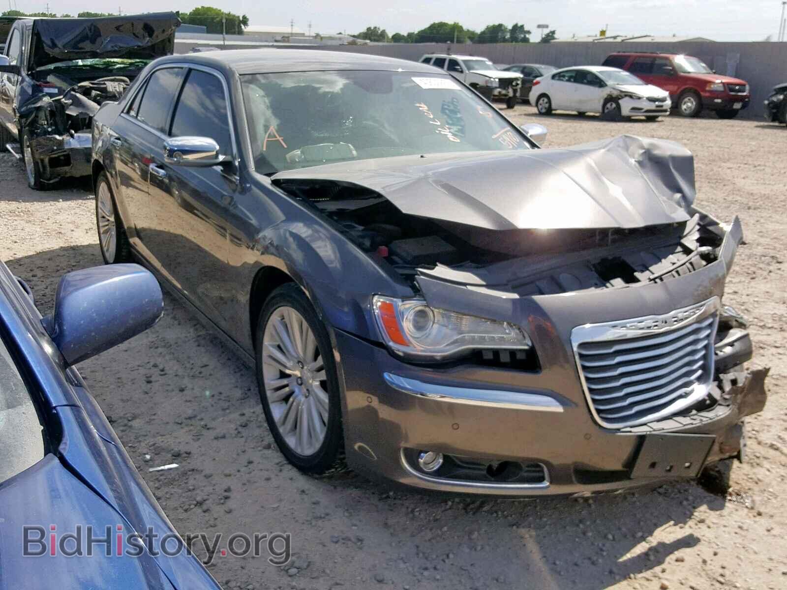 Фотография 2C3CCAEG0EH135910 - CHRYSLER 300 2014
