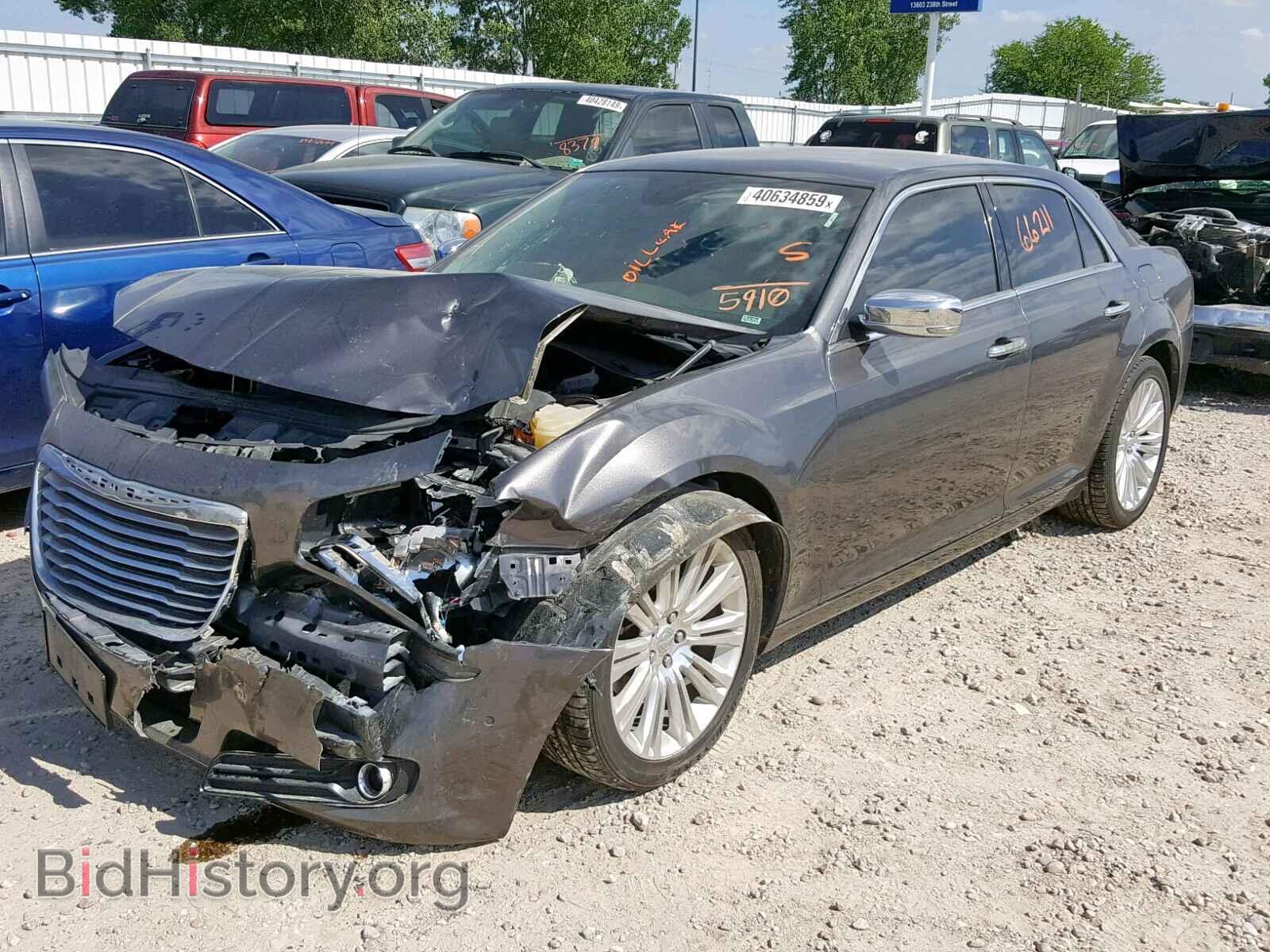 2014 CHRYSLER 300 - VIN: 2C3CCAEG0EH135910 - Фото 2
