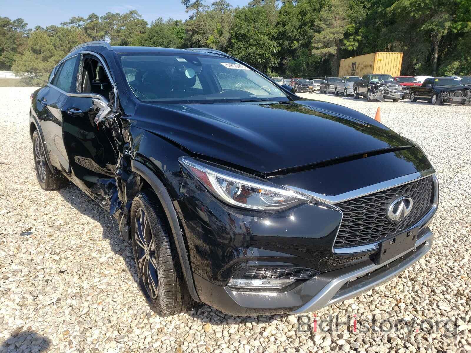 Photo SJKCH5CR8HA025843 - INFINITI QX30 2017