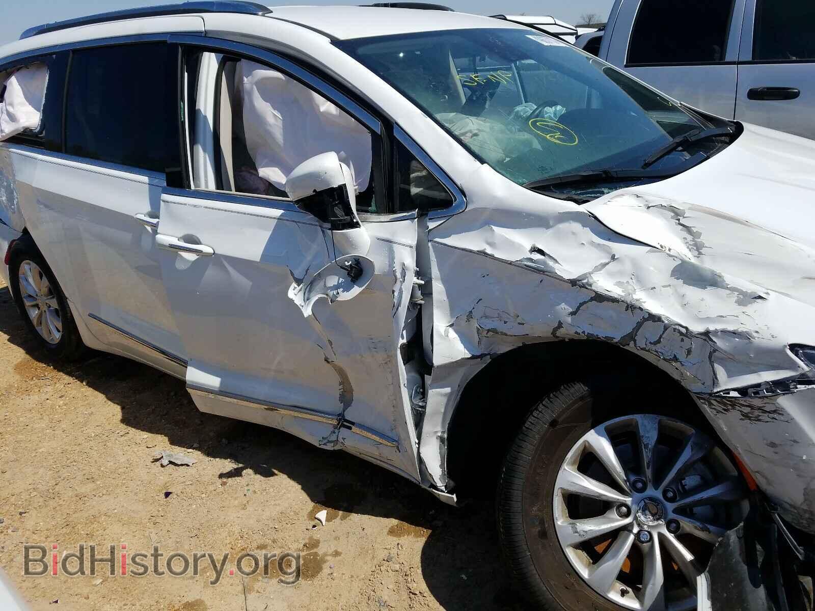 2019 CHRYSLER PACIFICA - VIN: 2C4RC1BG2KR715112 - Фото 9