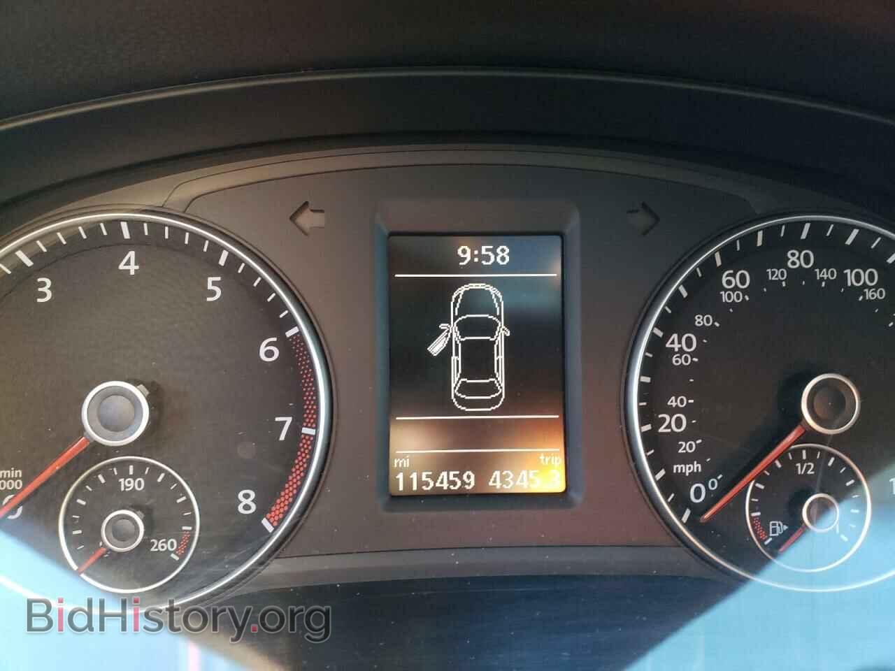 2015 VOLKSWAGEN PASSAT - VIN: 1VWCT7A35FC117874 - Фото 9