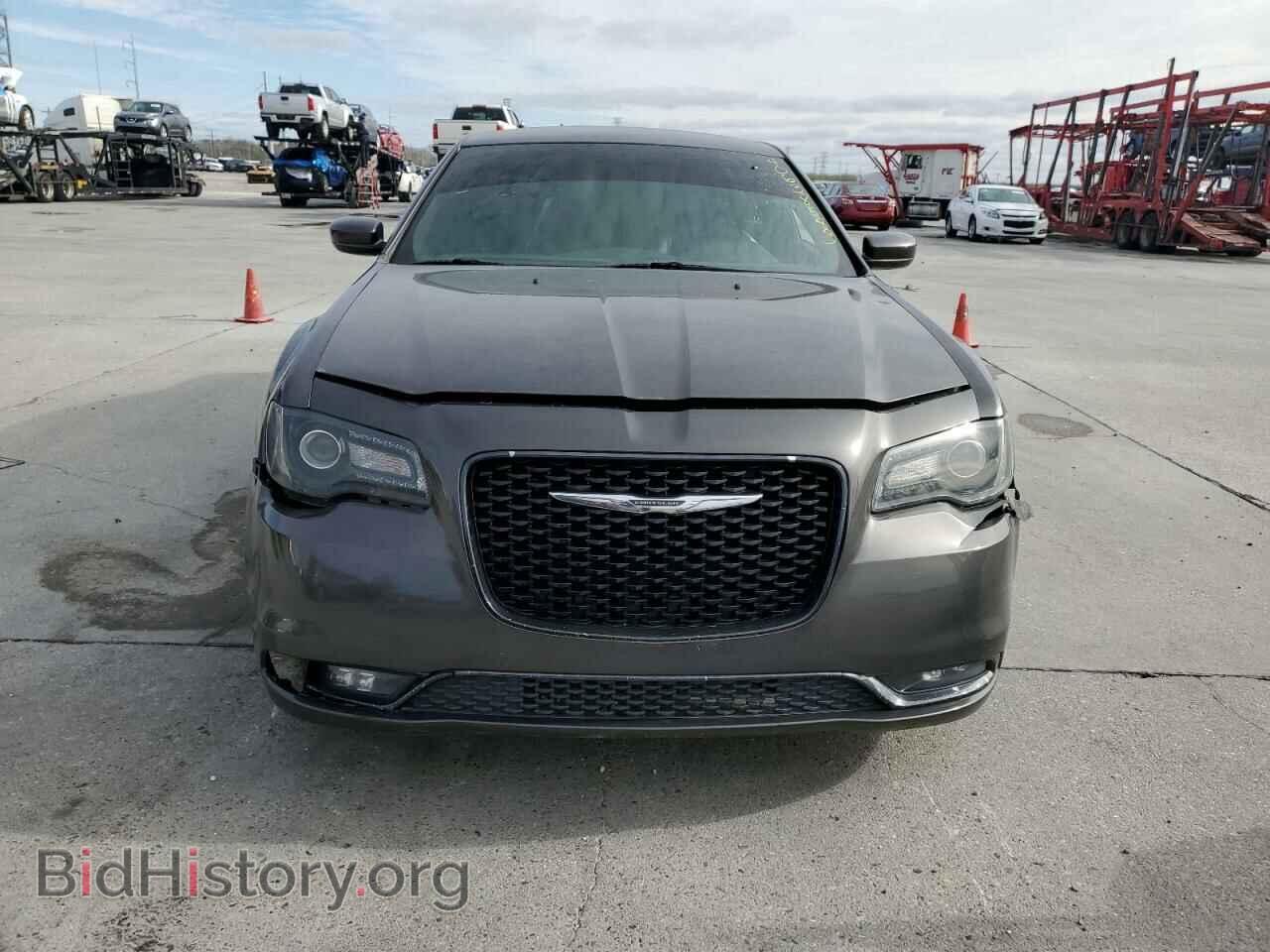 2019 CHRYSLER 300 - VIN: 2C3CCABG9KH539563 - Фото 5