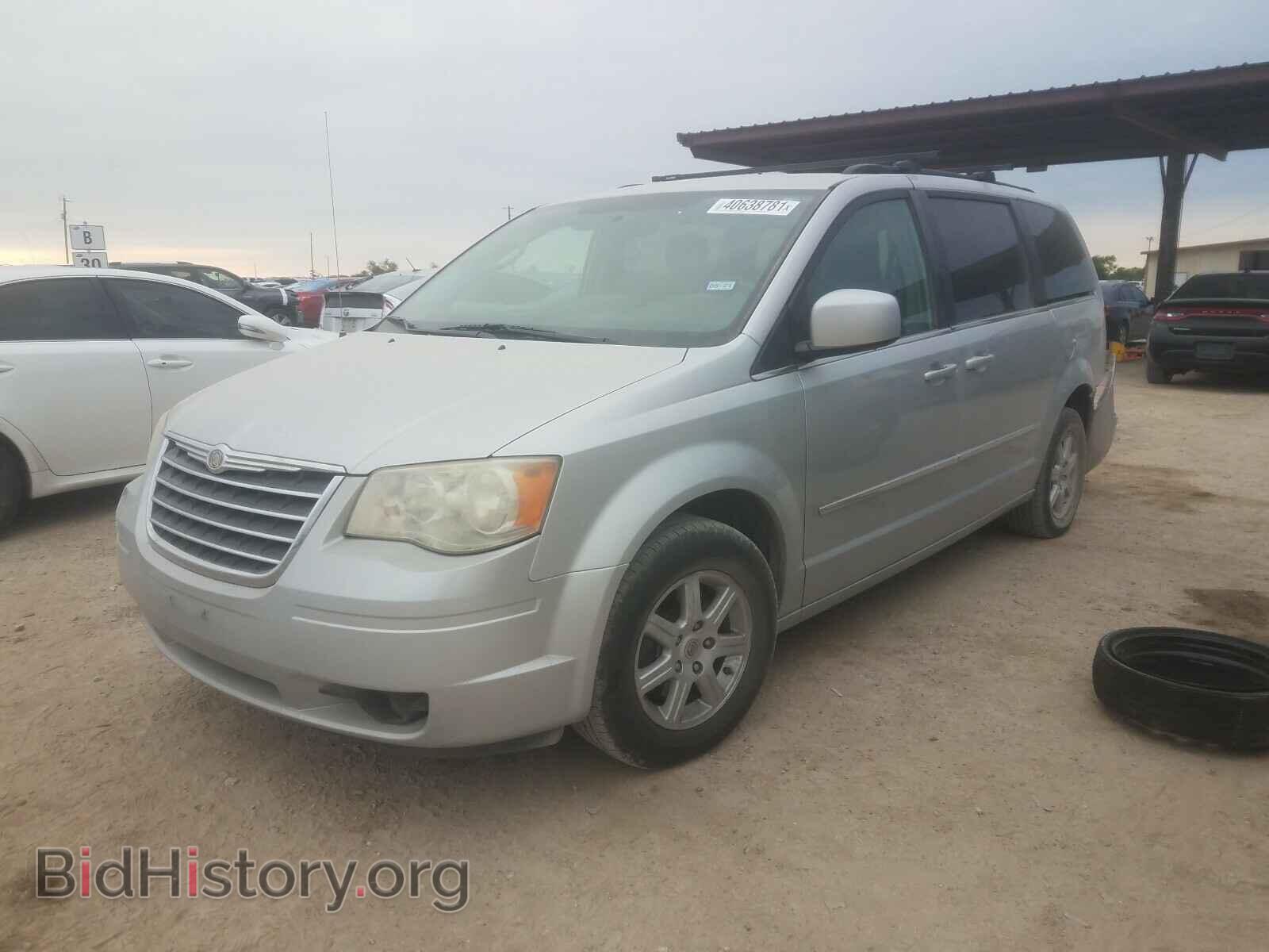 2010 CHRYSLER MINIVAN - VIN: 2A4RR5D11AR214851 - Фото 2