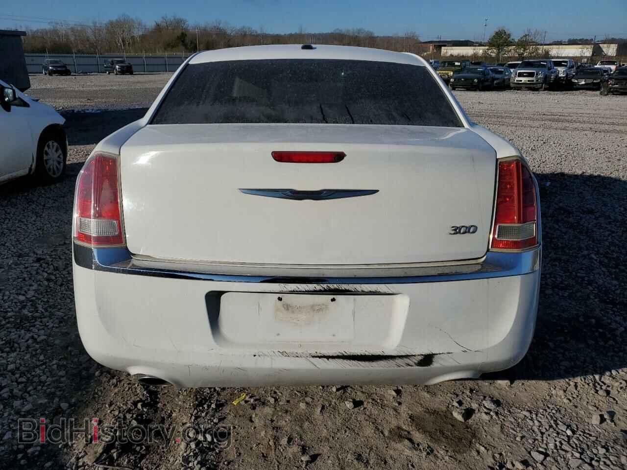 2014 CHRYSLER 300 - VIN: 2C3CCAAG7EH275961 - Фото 6