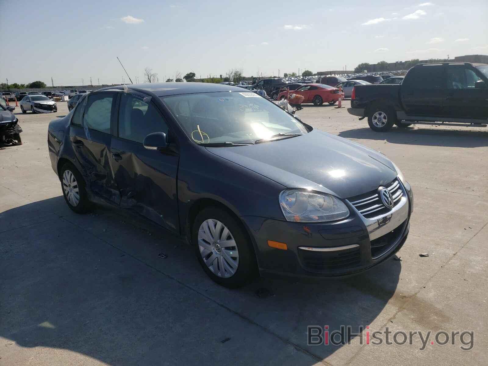 Фотография 3VWJZ7AJ9AM004747 - VOLKSWAGEN JETTA 2010