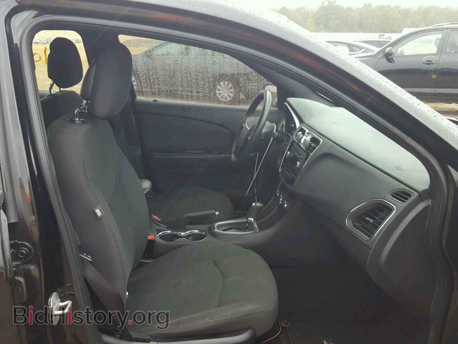 2012 CHRYSLER 200 - VIN: 1C3CCBAB2CN135007 - Фото 5