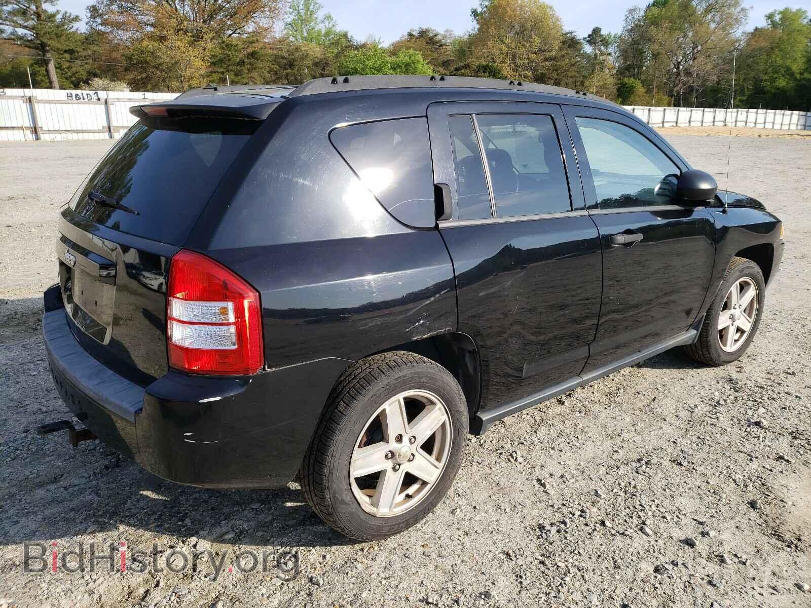 2007 JEEP COMPASS - VIN: 1J8FF47W17D213738 - Фото 4