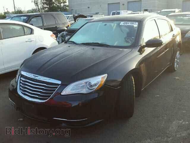 2013 CHRYSLER 200 - VIN: 1C3CCBAB0DN647723 - Фото 2