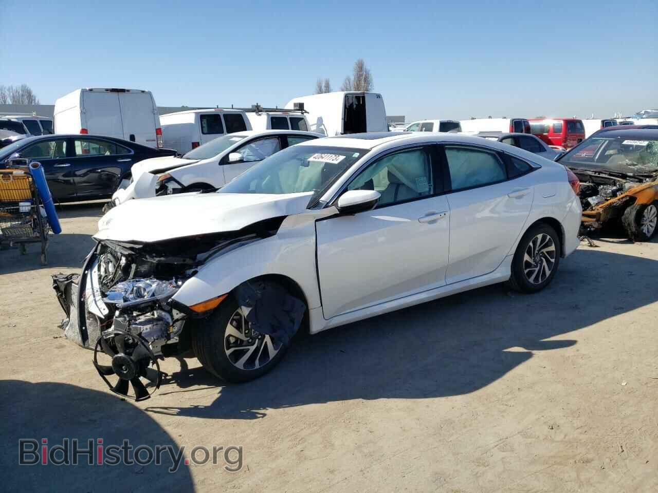 Фотография 19XFC2F73HE215666 - HONDA CIVIC 2017