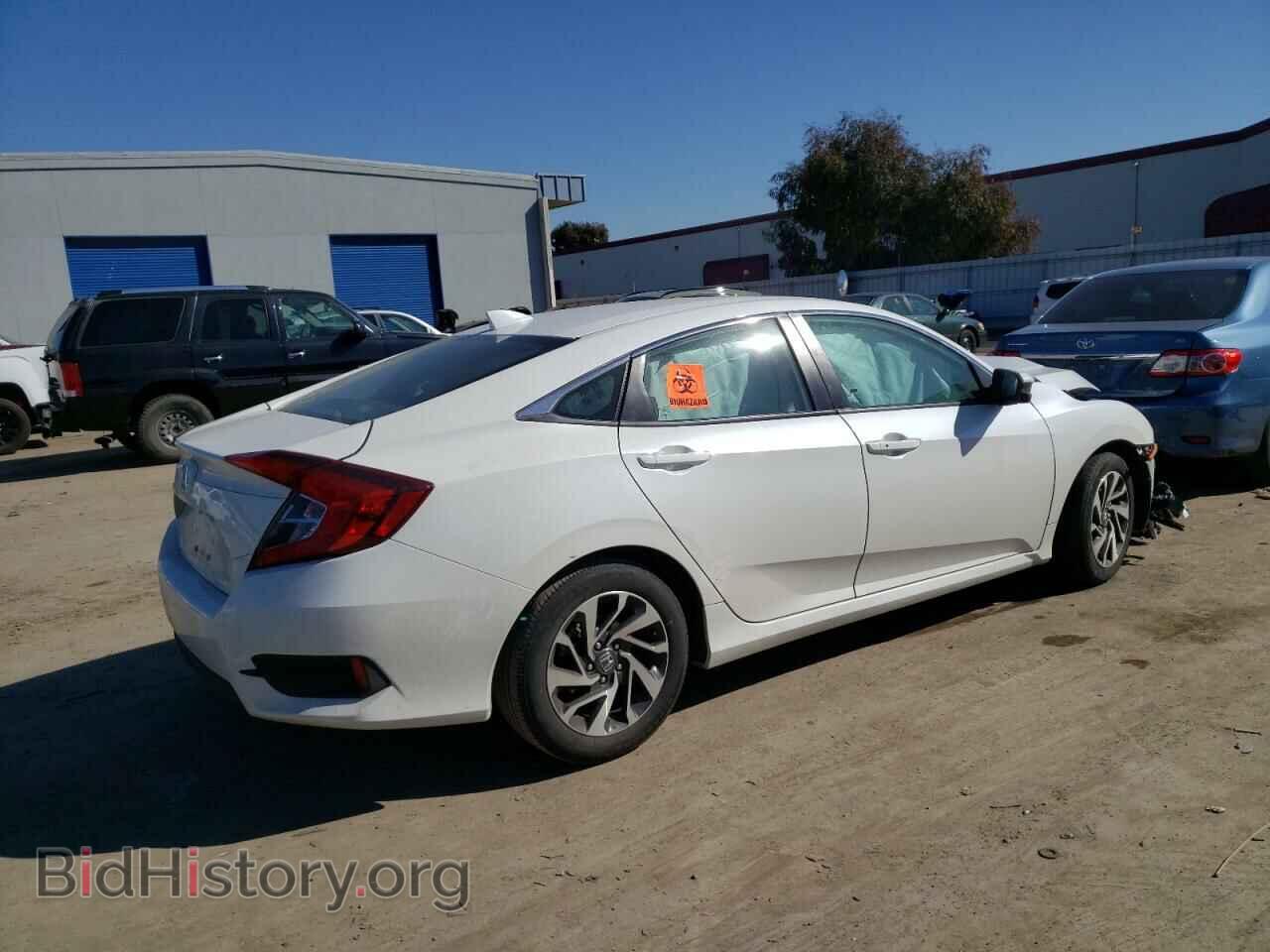 2017 HONDA CIVIC - VIN: 19XFC2F73HE215666 - Photo 3