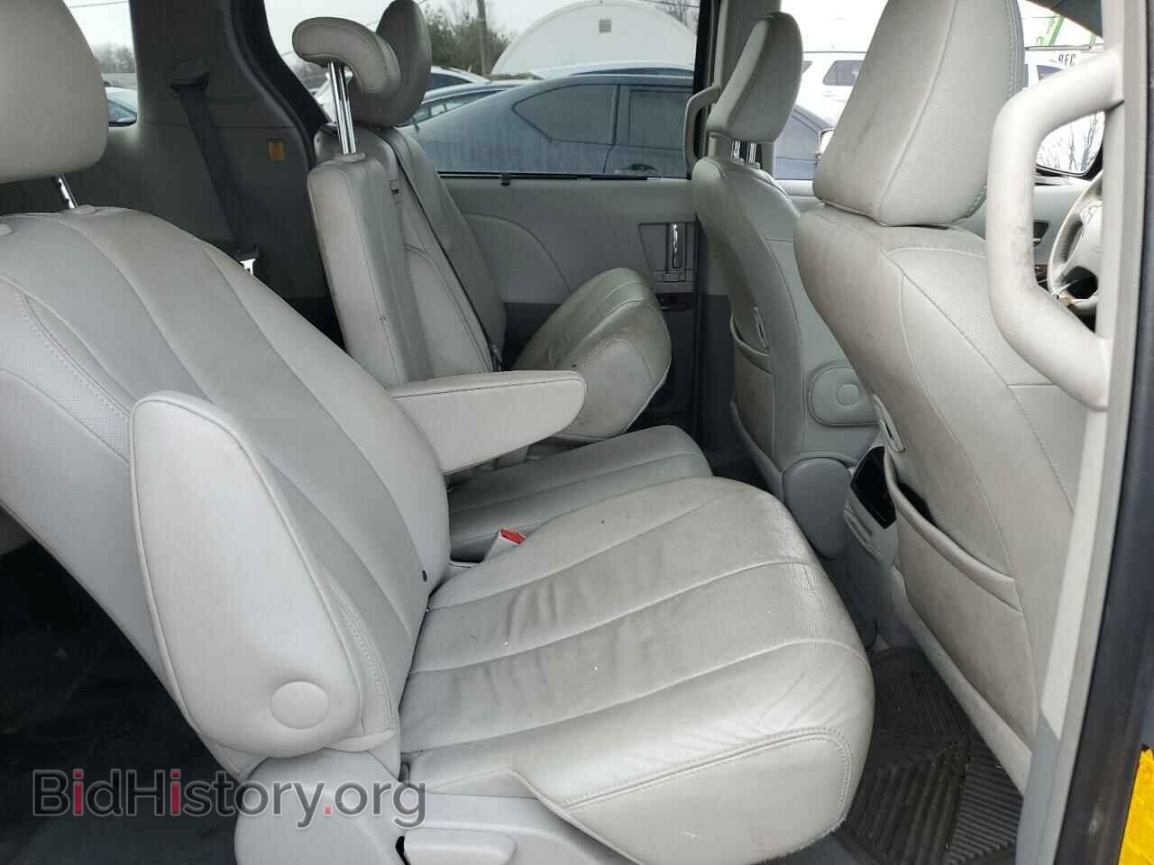 2012 TOYOTA All Models - VIN: 5TDYK3DC8CS256150 - Фото 11