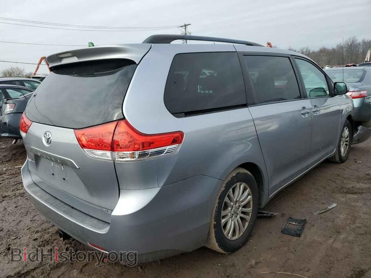 2012 TOYOTA All Models - VIN: 5TDYK3DC8CS256150 - Фото 3