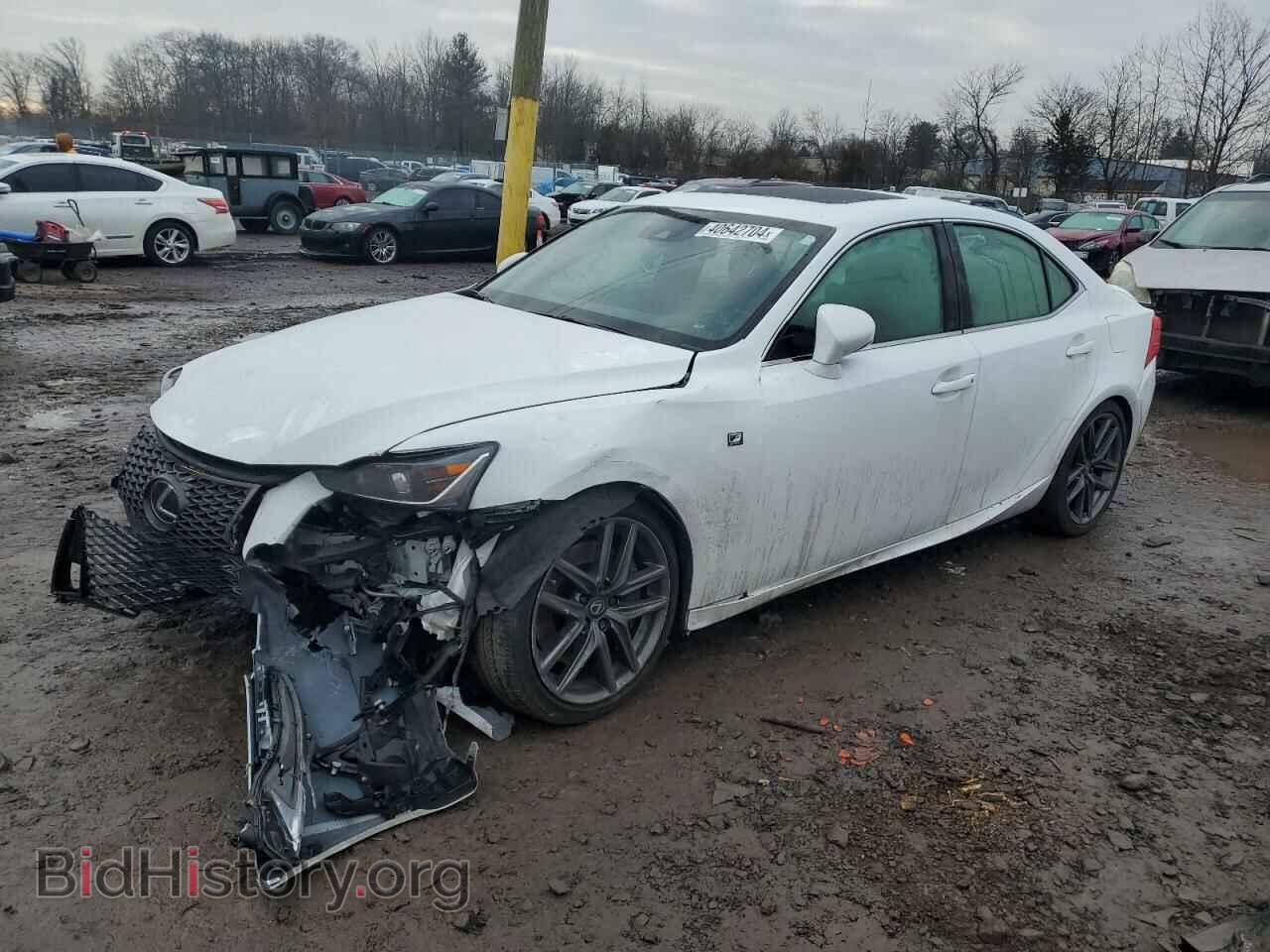 Фотография JTHC81D25K5035600 - LEXUS IS 2019