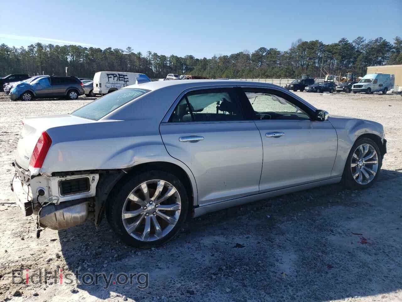 2019 CHRYSLER 300 - VIN: 2C3CCAAG8KH610284 - Фото 3