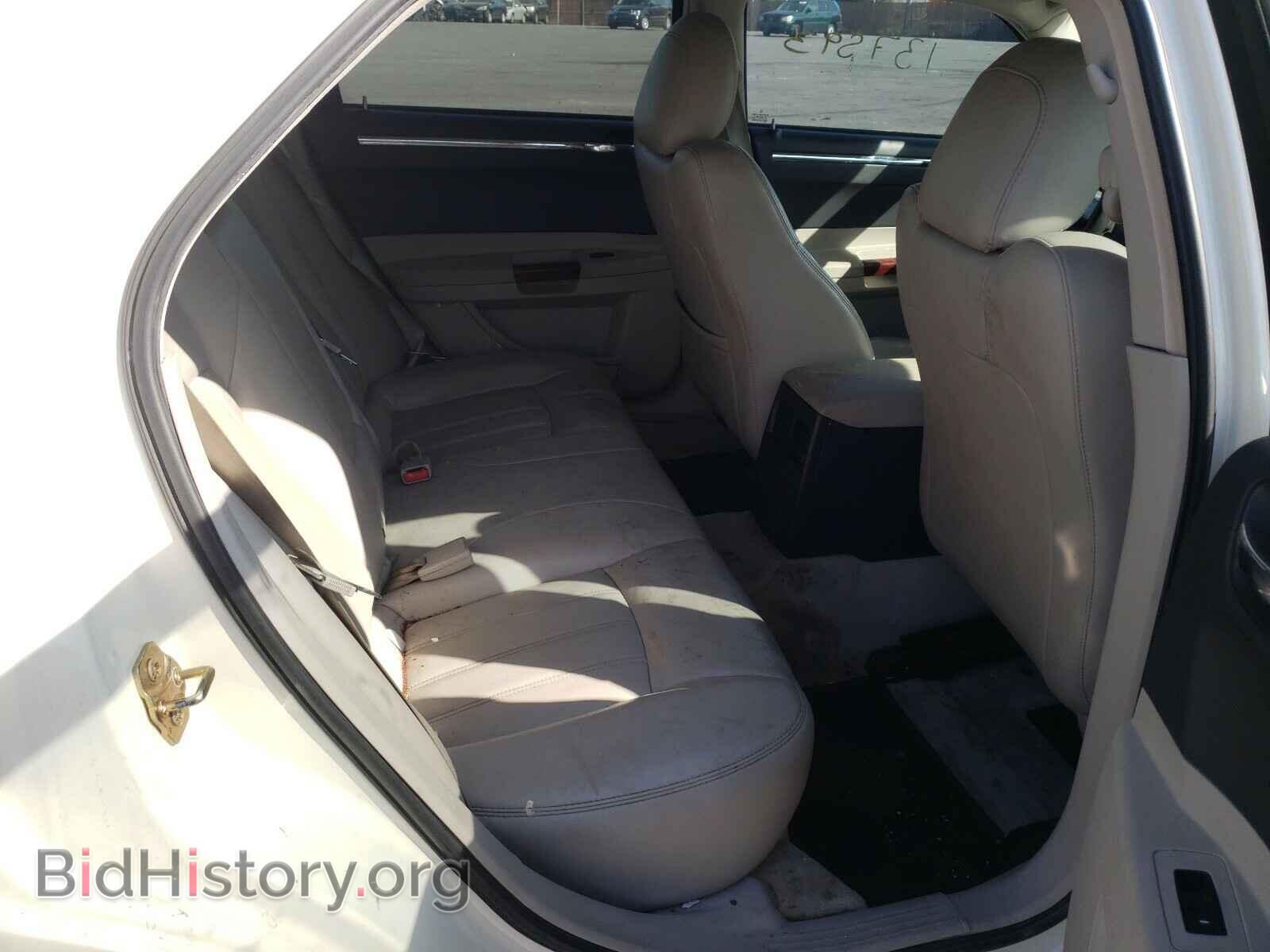 2006 CHRYSLER 300 - VIN: 2C3KA63H76H135351 - Фото 6
