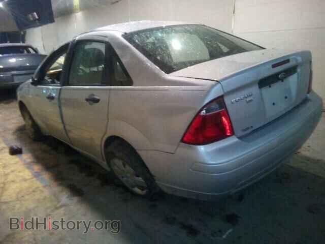 2007 FORD FOCUS - VIN: 1FAHP34N07W208690 - Фото 3