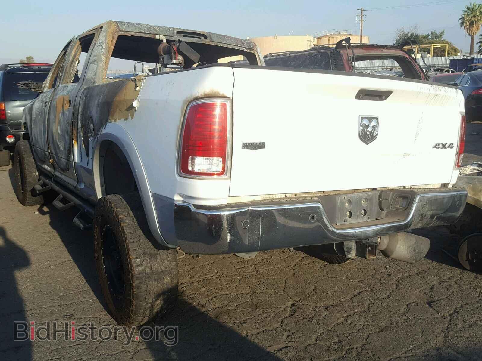 2015 RAM 2500 LARAM - VIN: 3C6UR5FL4FG645722 - Фото 3
