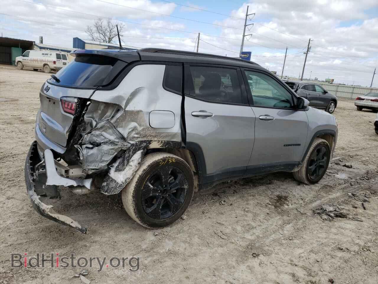 2018 JEEP COMPASS - VIN: 3C4NJCBB1JT305014 - Фото 3