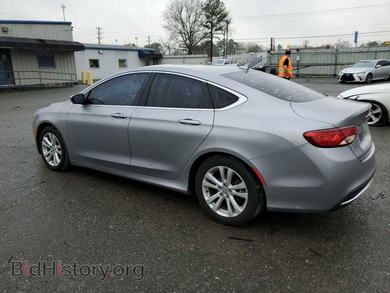 2015 CHRYSLER 200 - VIN: 1C3CCCAB3FN592824 - Фото 2