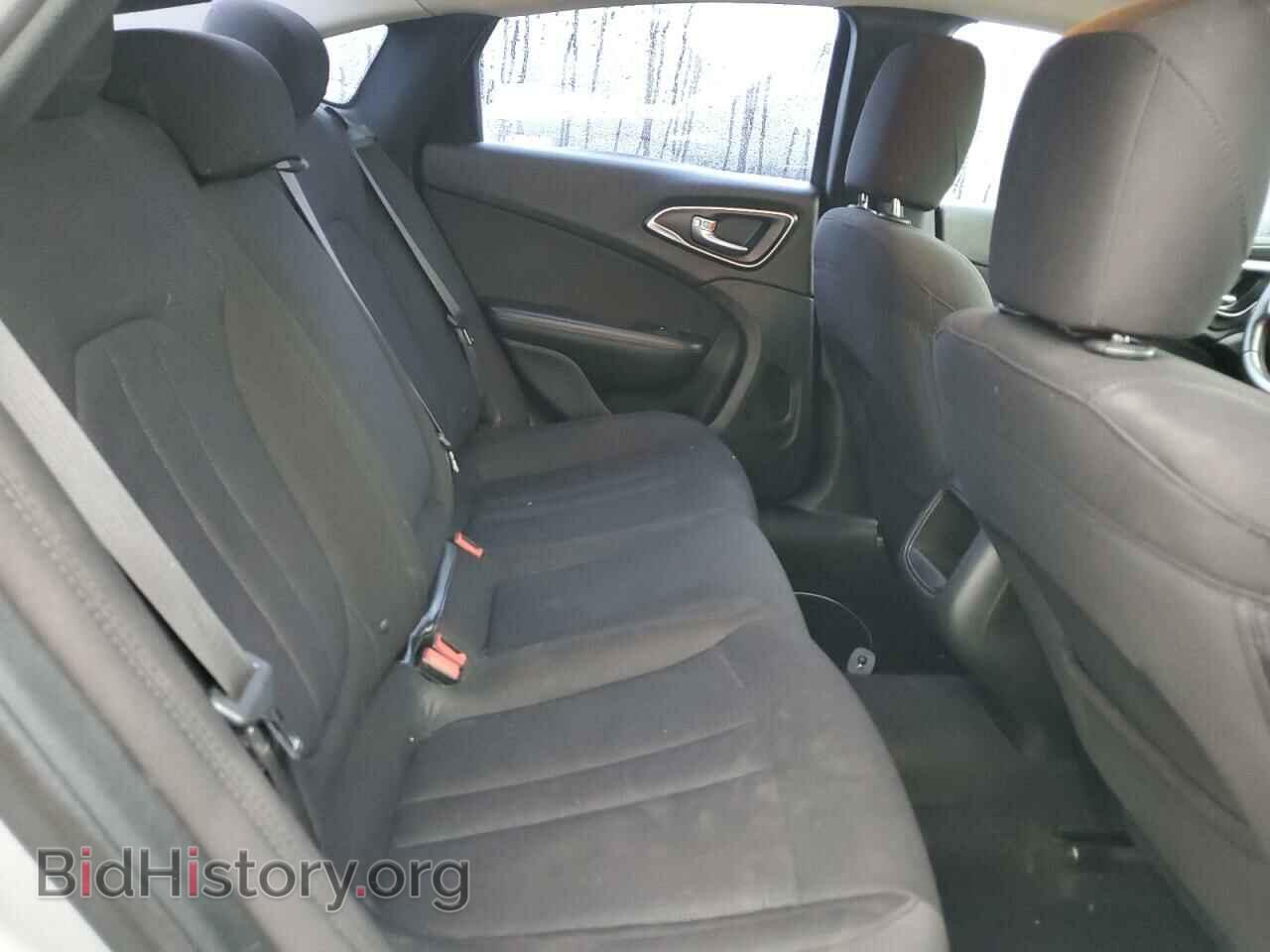 2015 CHRYSLER 200 - VIN: 1C3CCCAB3FN592824 - Фото 10