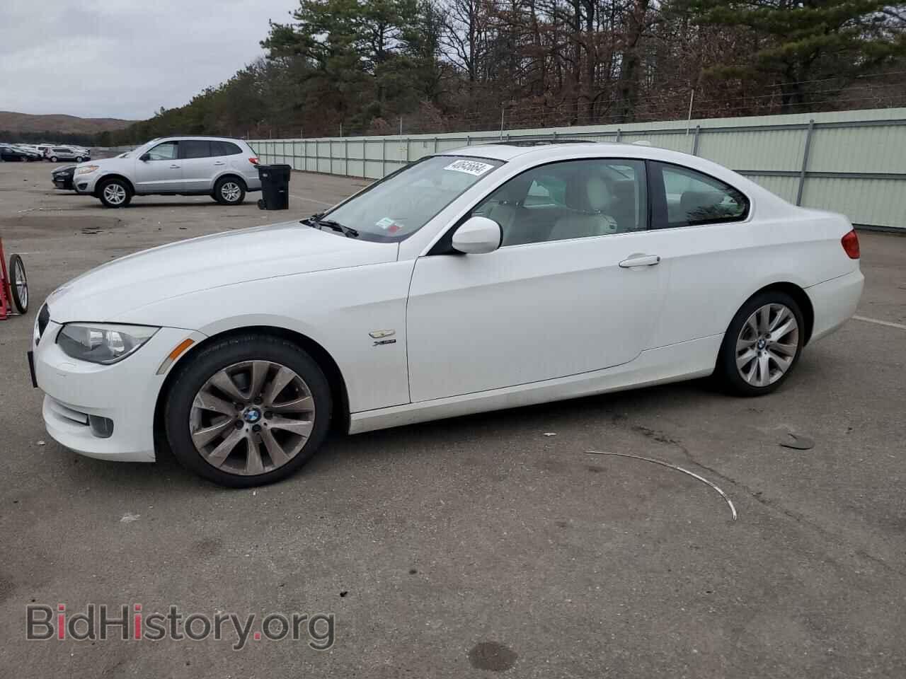 Photo WBAKF5C53BE655588 - BMW 3 SERIES 2011