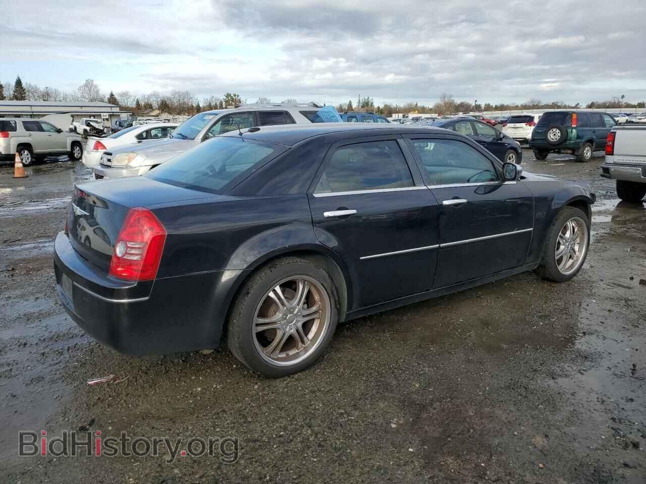2010 CHRYSLER 300 - VIN: 2C3CA5CV2AH263025 - Фото 3