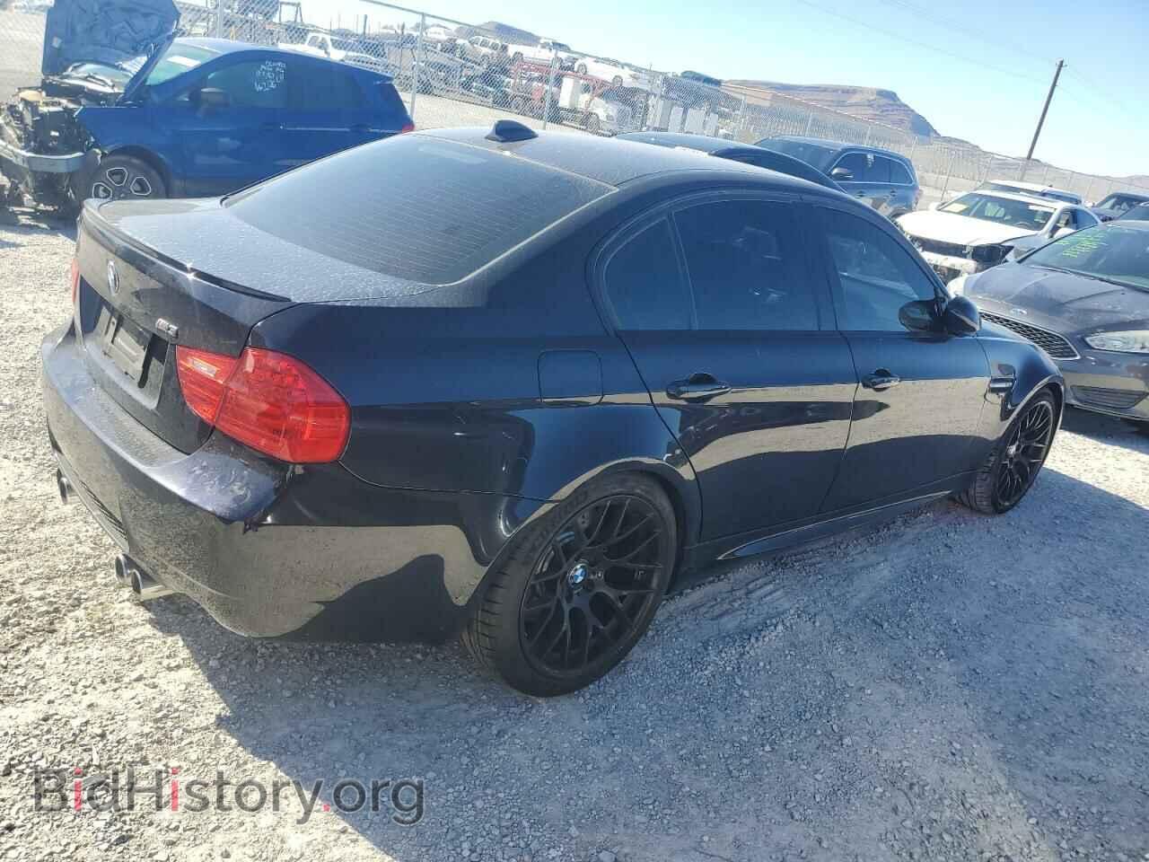 2011 BMW M3 - VIN: WBSPM9C50BE698932 - Фото 3