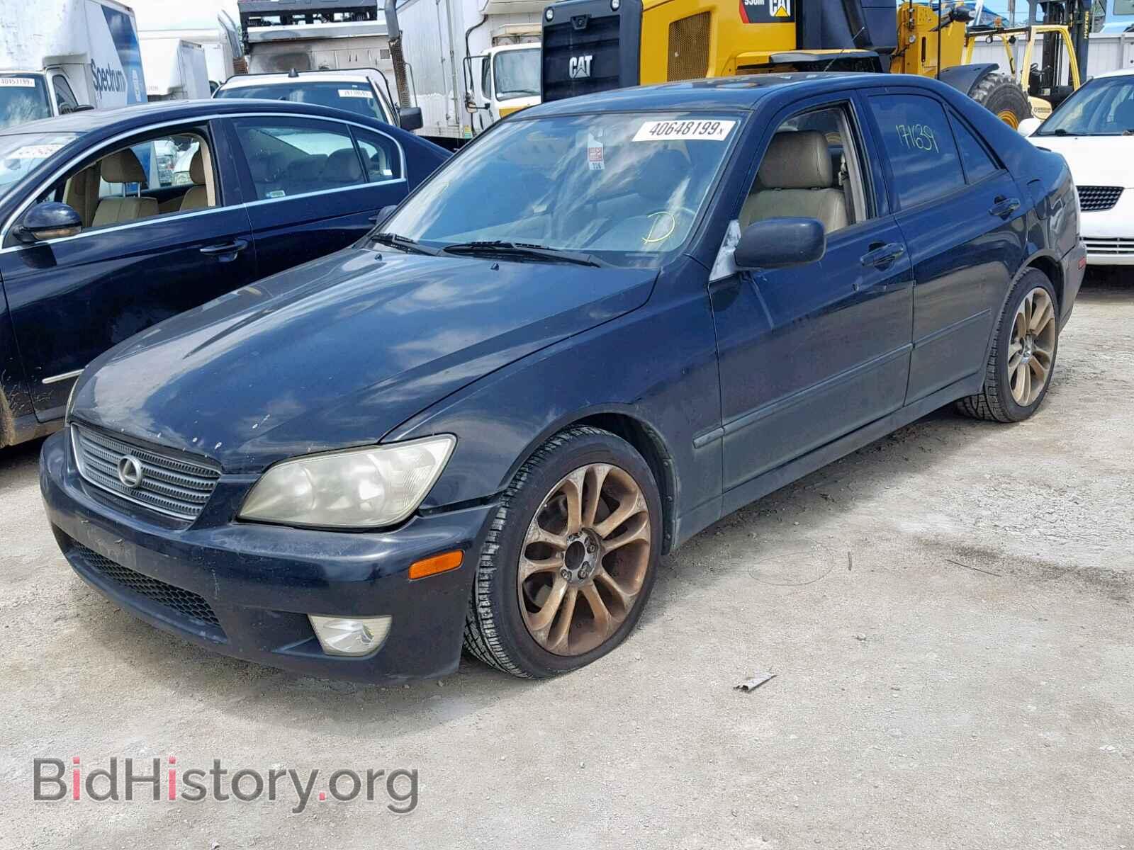 2001 LEXUS IS - VIN: JTHBD182310014564 - Photo 2