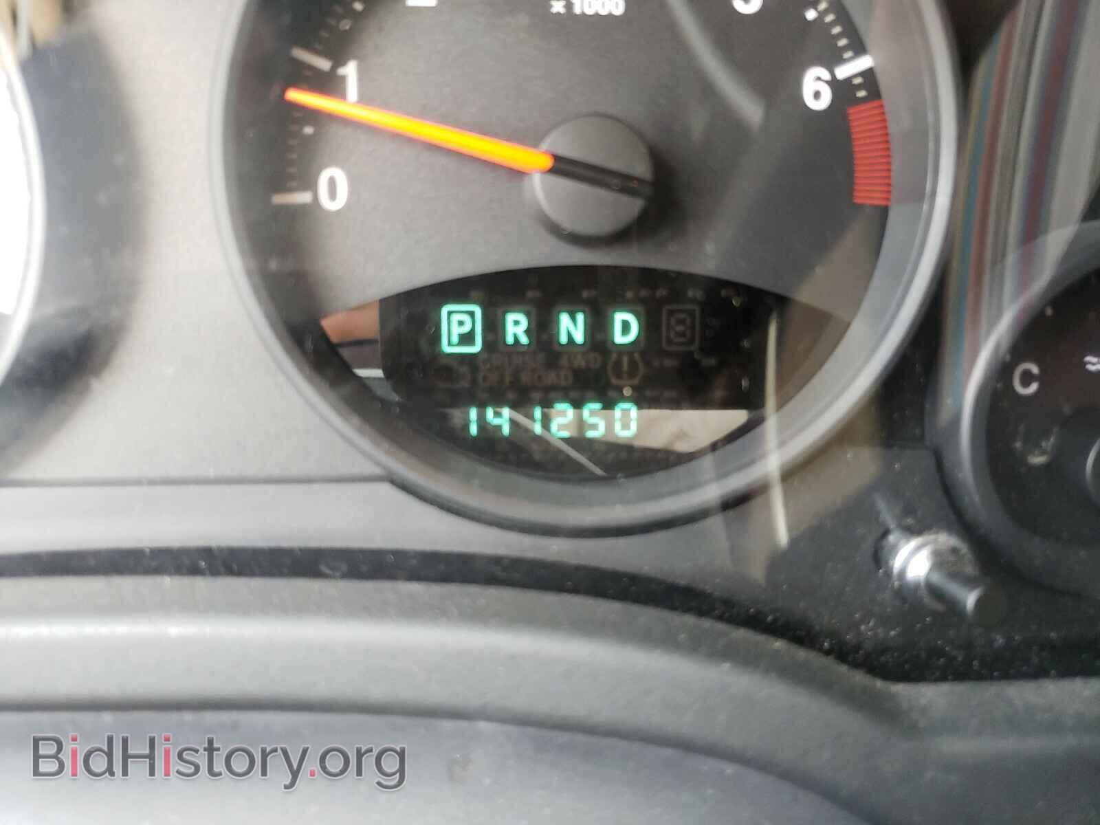 2011 JEEP COMPASS - VIN: 1J4NT1FB3BD160178 - Фото 8