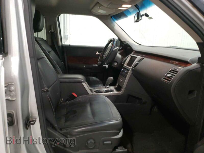 2010 Ford FLEX (VIN 2FMGK5DC6ABB05857) — фото 5 из 10