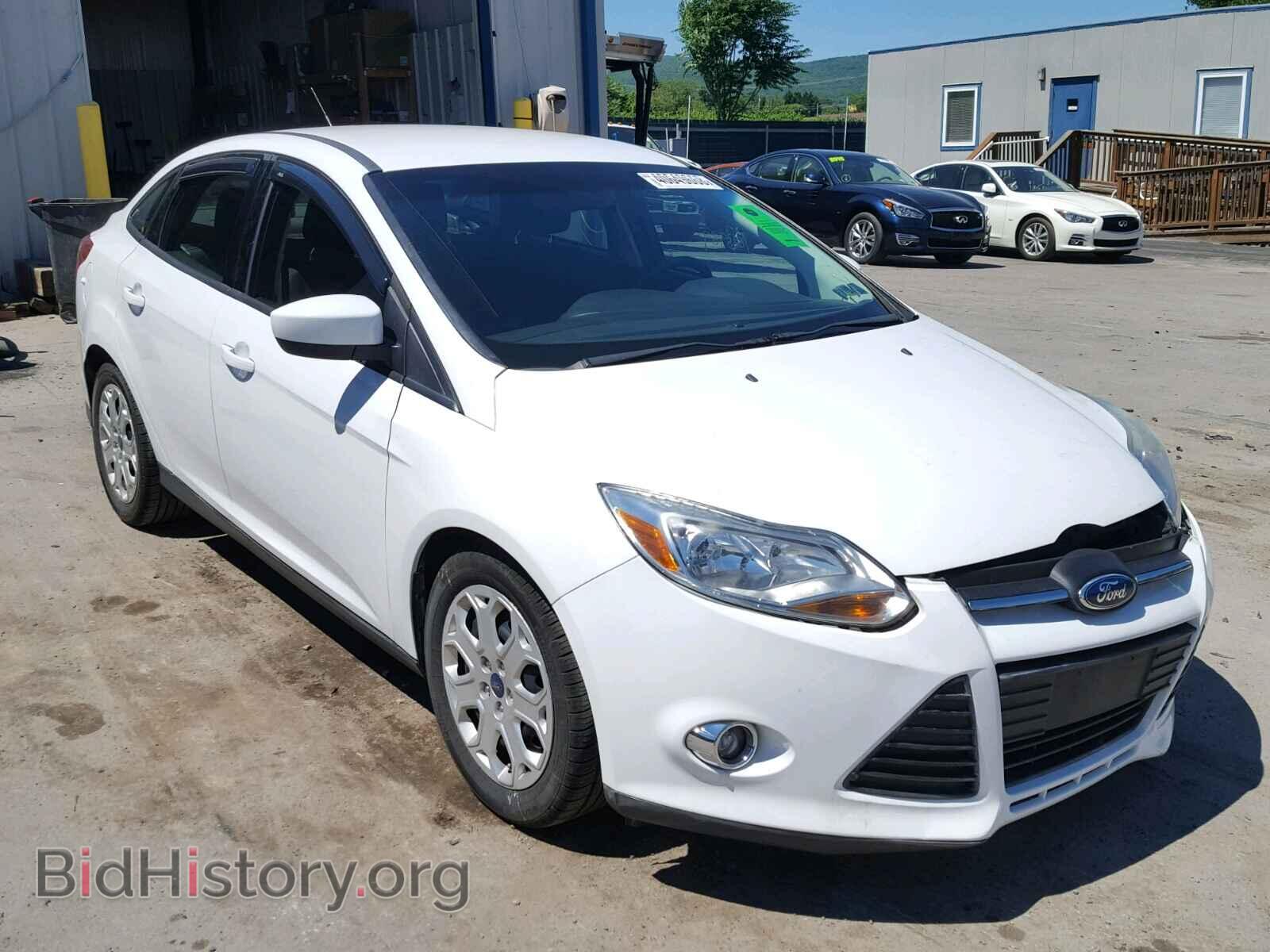 2012 Ford FOCUS Focus SE (VIN 1FAHP3F25CL280239) — photo 1 of 10, Copart, damage: all over