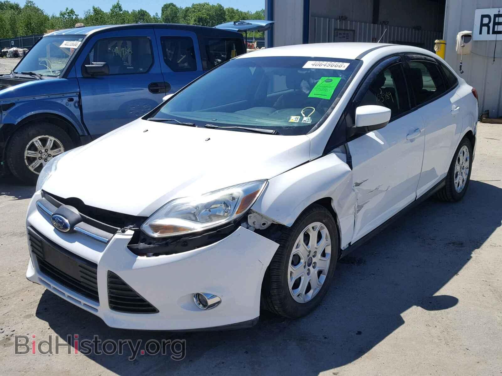 2012 Ford FOCUS (VIN 1FAHP3F25CL280239) — photo 2 of 10