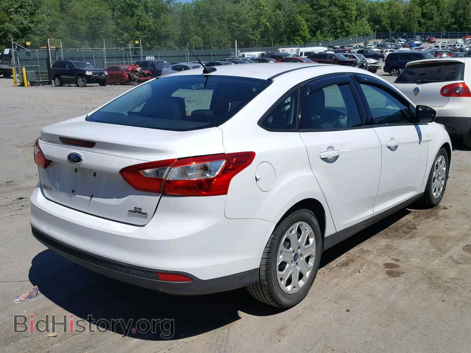 2012 Ford FOCUS (VIN 1FAHP3F25CL280239) — photo 4 of 10